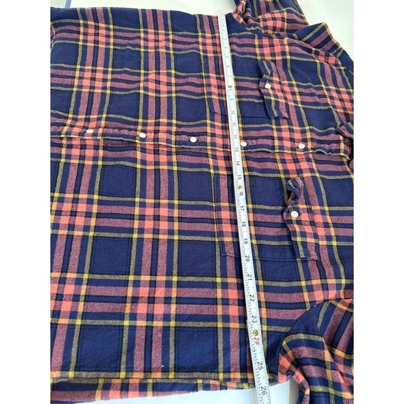 Old Navy The Boyfriend Button Down Shirt - Picture 11 of 12